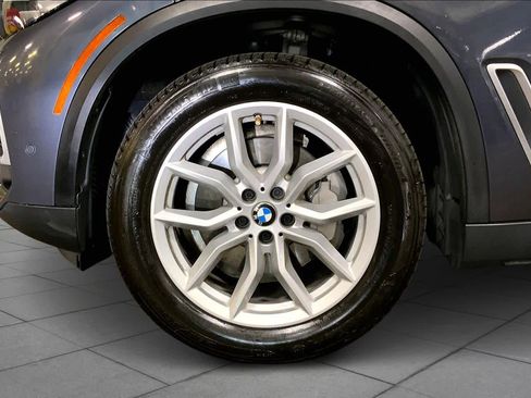 Used 2019 BMW X5 xDrive40i w/ Convenience Package image 11