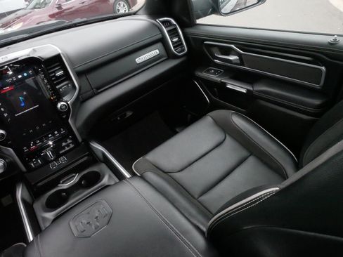 Used 2023 RAM 1500 Laramie AWD/4WD image 11