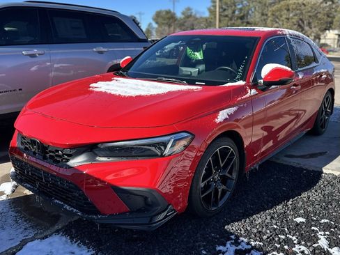 Used 2022 Honda Civic Sport Touring image 2