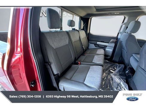 New 2026 Ford F250 XLT w/ XLT Premium Package AWD/4WD image 21