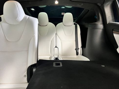 Used 2022 Tesla Model X AWD/4WD image 19
