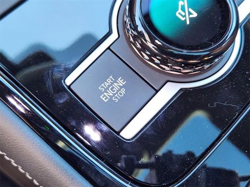 New 2026 Volkswagen Tiguan SEL R-Line image 15