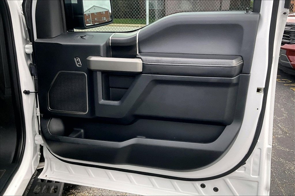 Used 2019 Ford F150 Raptor w/ Equipment Group 802A Luxury AWD/4WD image 23