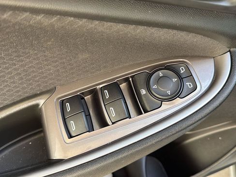 Used 2022 Chevrolet Malibu RS FWD image 13