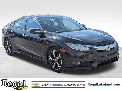 Used 2016 Honda Civic Touring image 2