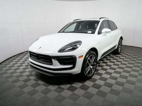 New 2026 Porsche Macan AWD/4WD image 1