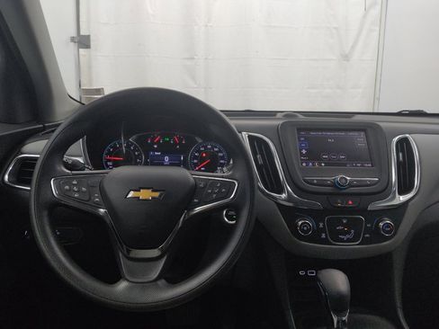 Used 2023 Chevrolet Equinox LT FWD image 22