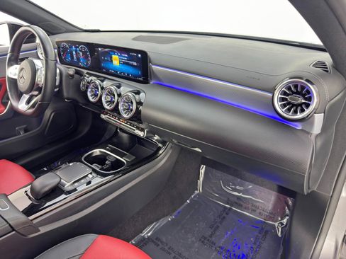 Used 2022 Mercedes-Benz A 220 w/ AMG Line image 14