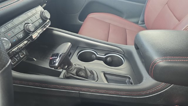 Used 2025 Dodge Durango GT AWD/4WD image 24