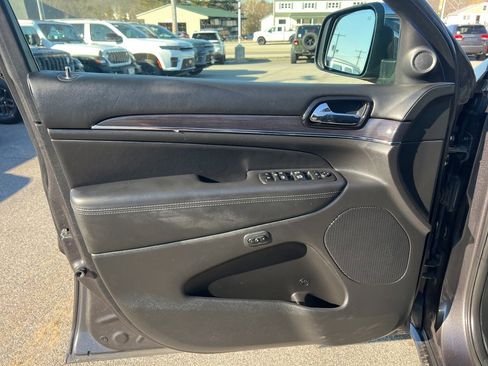 Certified 2021 Jeep Grand Cherokee Overland image 19