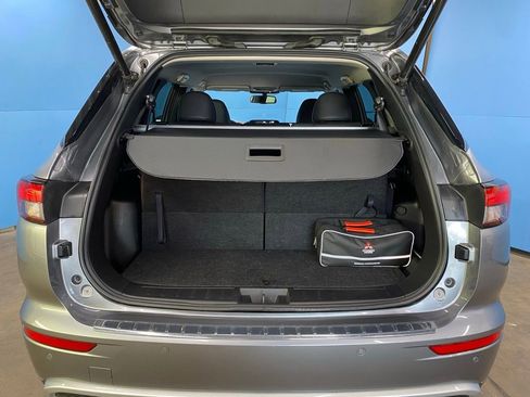 Used 2023 Mitsubishi Outlander SEL image 41