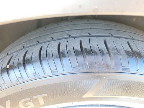 Used 2024 Honda CR-V EX image 28