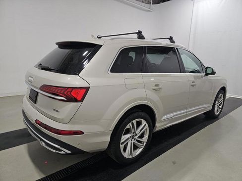 Used 2023 Audi Q7 2.0T Premium w/ Convenience Package AWD/4WD image 2