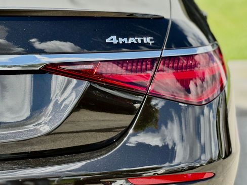Used 2023 Mercedes-Benz S 500 4MATIC image 14