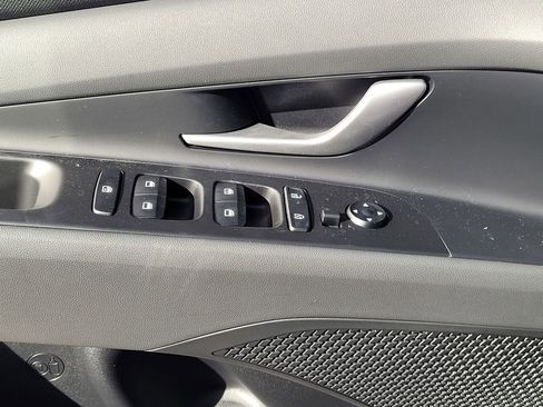 New 2026 Hyundai Elantra SE image 14