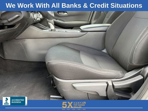 Used 2024 Nissan Sentra SV image 25