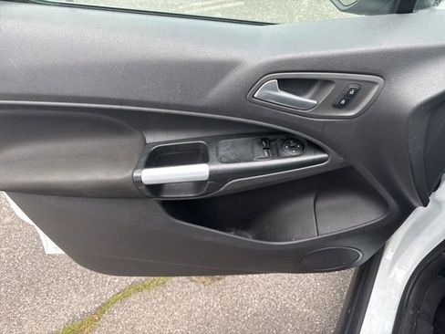 Used 2017 Ford Transit Connect XLT FWD image 15