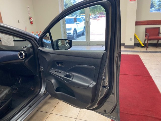 Used 2024 Nissan Versa SV w/ Trunk Package FWD image 15