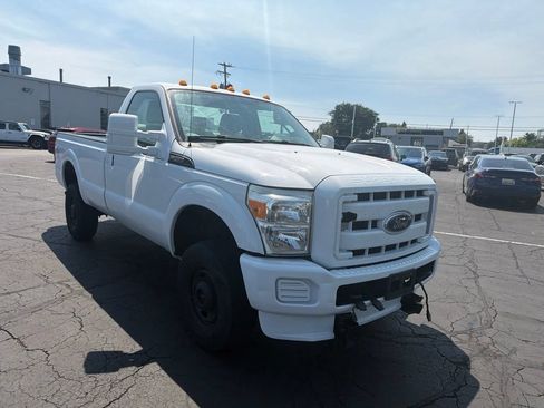 Used 2014 Ford F250 XL w/ Snow Plow Prep Package AWD/4WD image 4