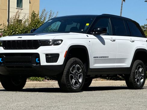 New 2023 Jeep Grand Cherokee Trailhawk image 7
