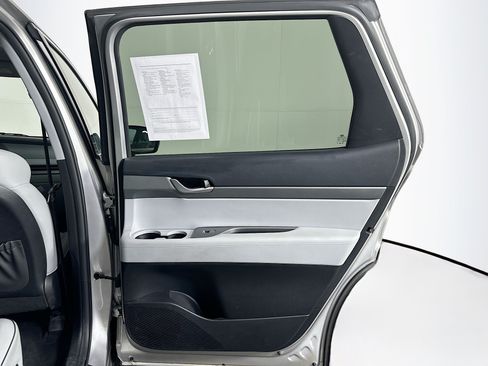 Used 2025 Hyundai Palisade SEL FWD image 33
