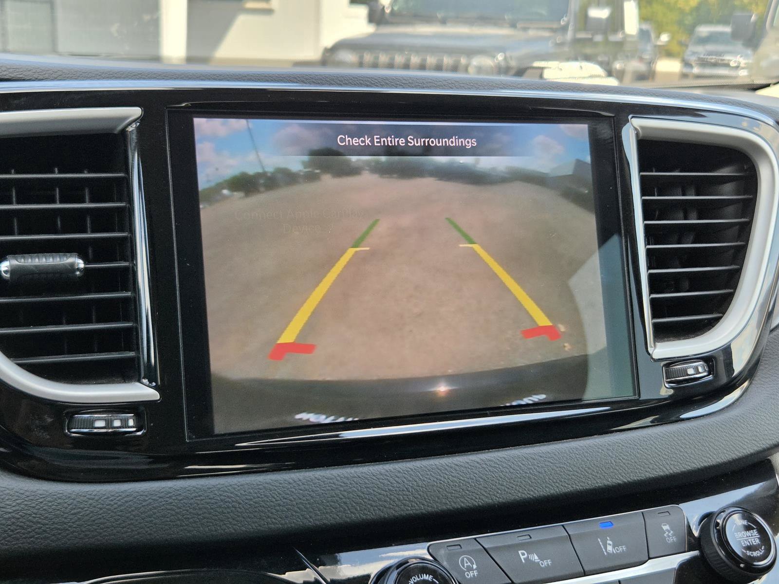 Used 2023 Chrysler Pacifica Touring-L FWD image 14