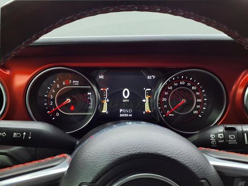 Used 2021 Jeep Wrangler Unlimited Rubicon image 34