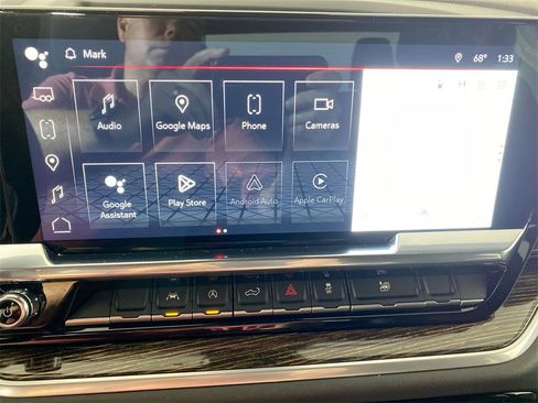 Used 2023 GMC Sierra 1500 SLE image 16