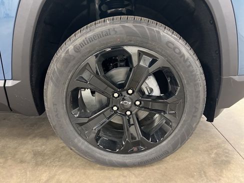 New 2026 Chevrolet Equinox LT w/ Convenience Package II image 18