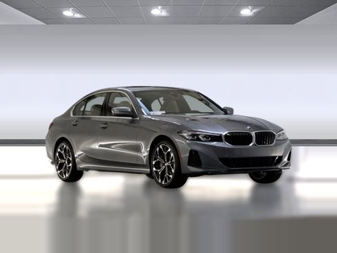 Used 2026 BMW 330i Sedan w/ Premium Package image 6