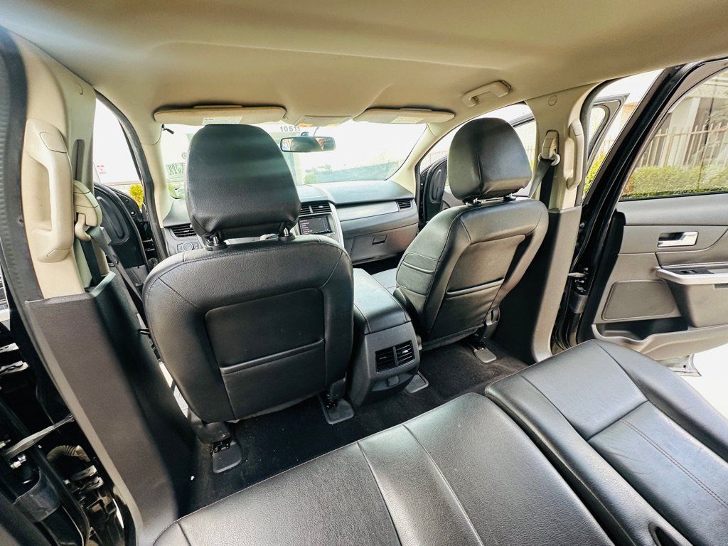 Used 2014 Ford Edge SEL w/ Equipment Group 205A AWD/4WD image 19