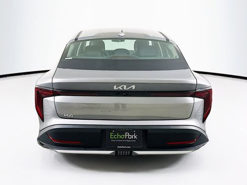 Used 2025 Kia K4 LXS FWD image 7