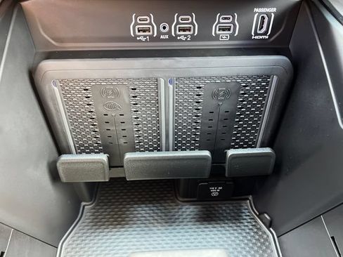 New 2026 RAM 1500 Laramie AWD/4WD image 20