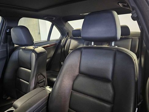 Used 2013 Mercedes-Benz C 300 Sport image 29