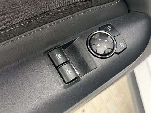 Used 2024 Ford Mustang Coupe RWD image 17