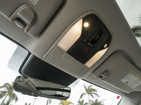 Used 2025 INFINITI QX50 Luxe image 19