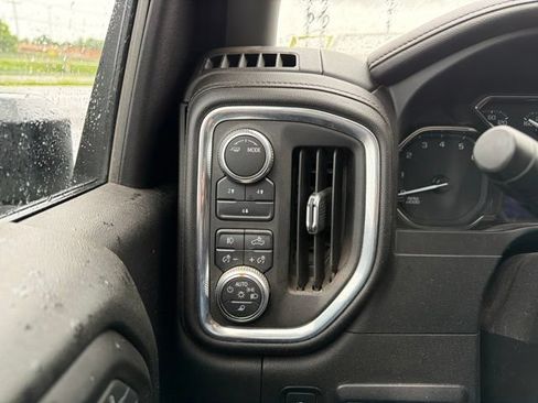 Used 2021 GMC Sierra 2500 SLE w/ SLE Convenience Package AWD/4WD image 16