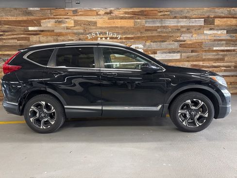 Used 2018 Honda CR-V Touring image 12