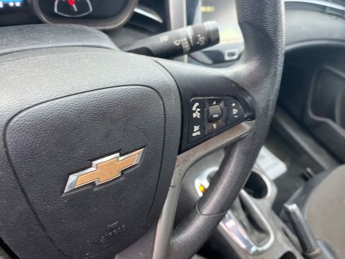 Used 2016 Chevrolet Malibu LT image 13