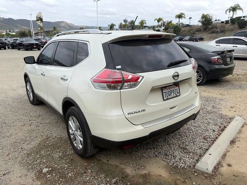 Used 2016 Nissan Rogue SV FWD image 7