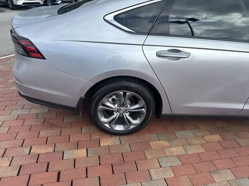 Used 2024 Honda Accord EX image 15