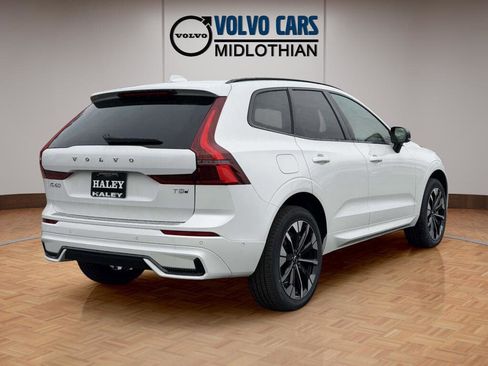 New 2026 Volvo XC60 T8 Plus w/ Protection Package Premier image 20