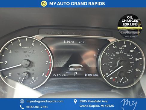 Used 2023 Nissan Rogue SV AWD/4WD image 16