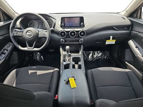 Used 2025 Nissan Sentra S FWD image 13