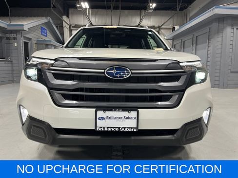 Certified 2025 Subaru Forester Premium AWD/4WD image 3