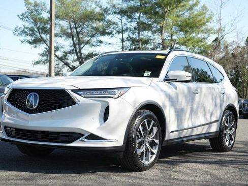 Certified 2024 Acura MDX SH-AWD w/ Technology Package image 2