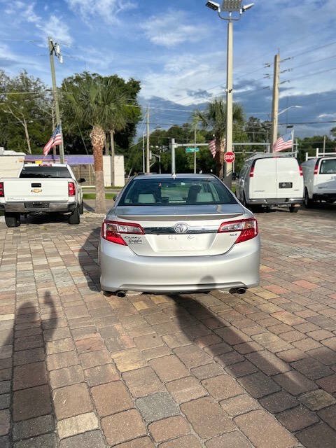 Used 2012 Toyota Camry XLE FWD image 7