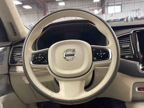 Certified 2024 Volvo XC90 T8 Ultimate AWD/4WD image 20