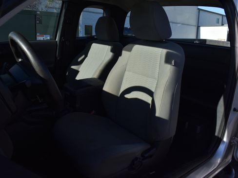 Used 2017 Toyota Tacoma 2WD Access Cab image 23