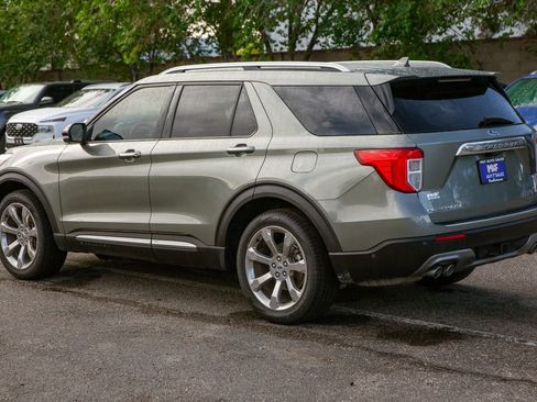 Used 2020 Ford Explorer Platinum w/ Premium Technology Package AWD/4WD image 7